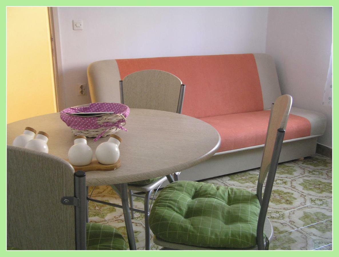 Apartman ทิสโน ภายนอก รูปภาพ